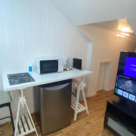 Gusmao House Campingplatz