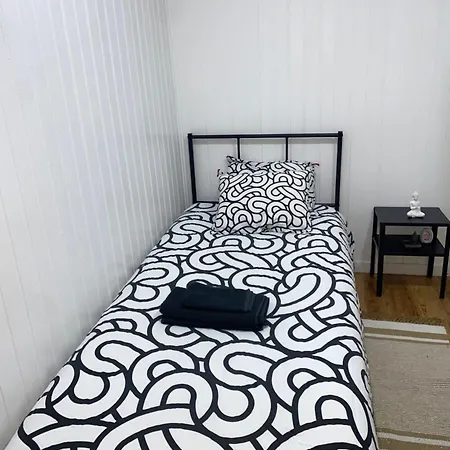 Gusmao House مكان تخييم